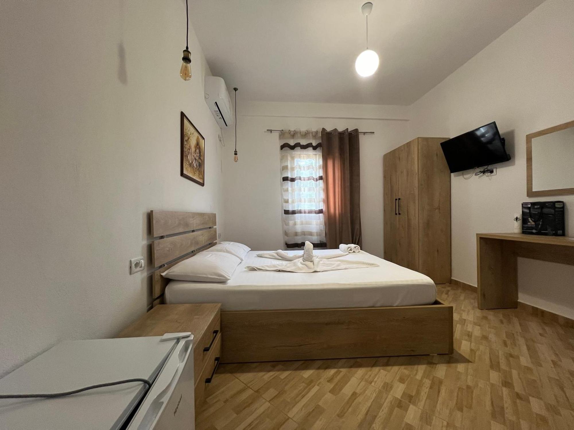 Hotel Apostoli Përmet 외부 사진