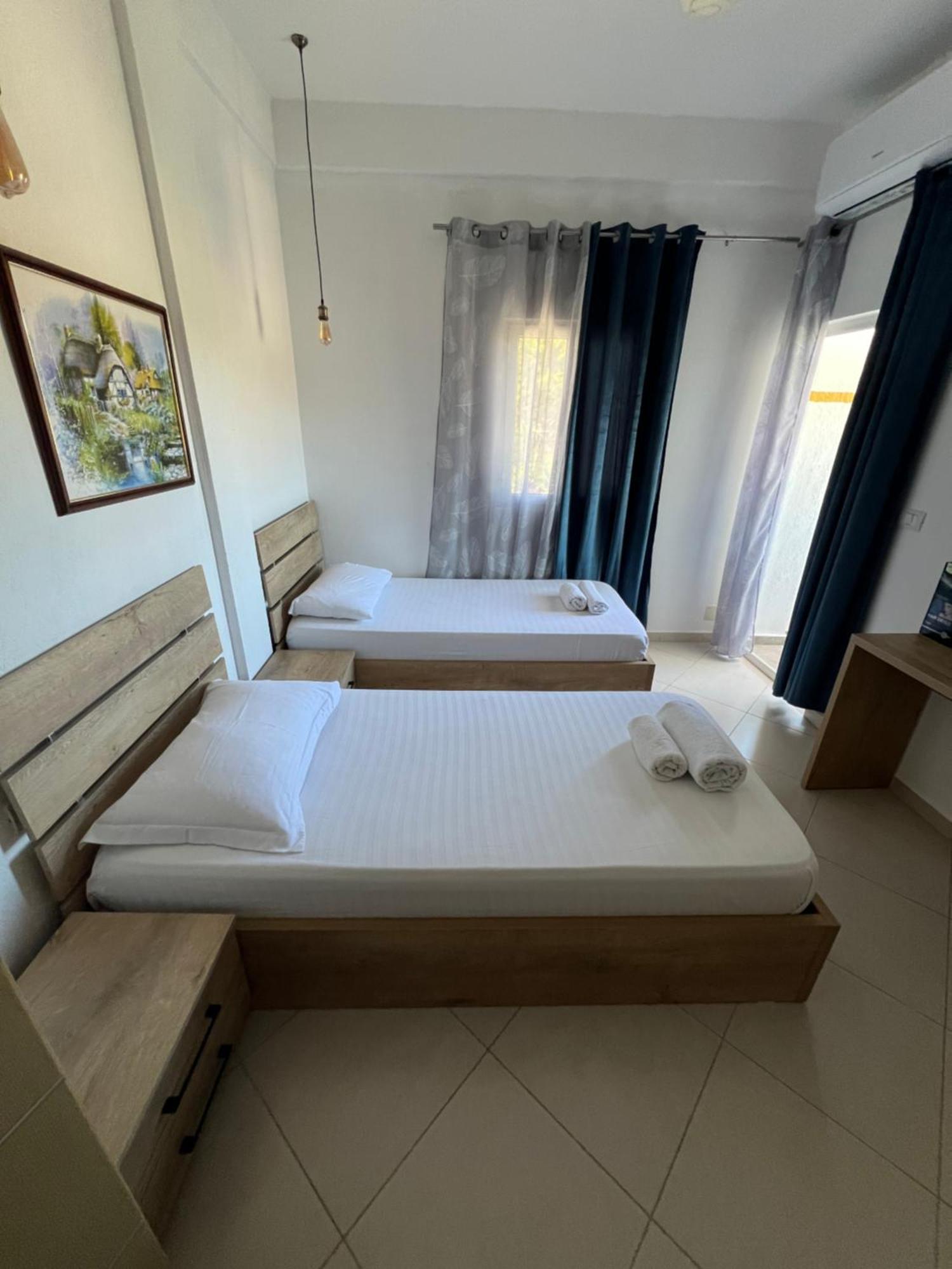 Hotel Apostoli Përmet 외부 사진